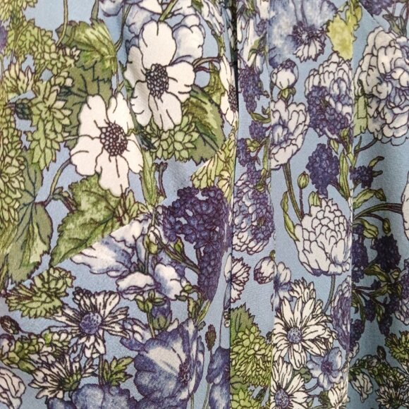 Gold Hawk Lavender Floral Silk Slip Dress with Bottom Lace and Matching Tie Belt - Picture 6 of 6